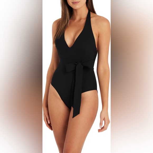 SEA LEVEL Plunge One-Piece Swimsuit NWT
SEA LEVEL $129.95 NORDSTROM - Picture 3 of 5